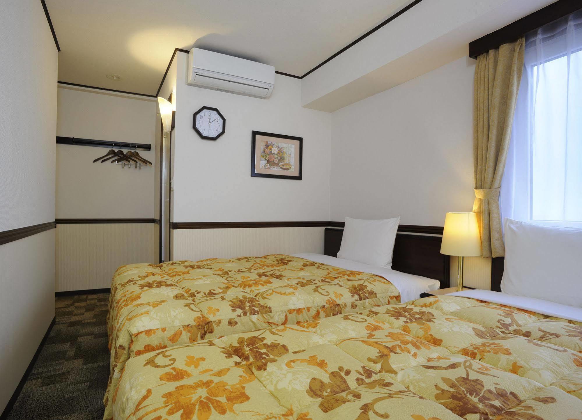 Toyoko Inn Shonan Kamakura Fujisawa-Eki Kita-Guchi Екстер'єр фото